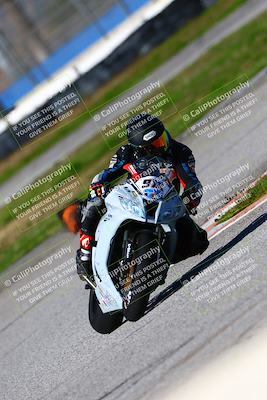 media/Jan-21-2023-Fastrack Riders (Sat) [[fcf3f88a30]]/Level 4/Session 4 Turn 6-Mountian Shot/